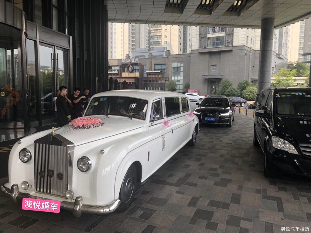 虹橋租車(chē),上海機(jī)場(chǎng)接送,上海班車(chē)租賃,上海旅游租車(chē)
